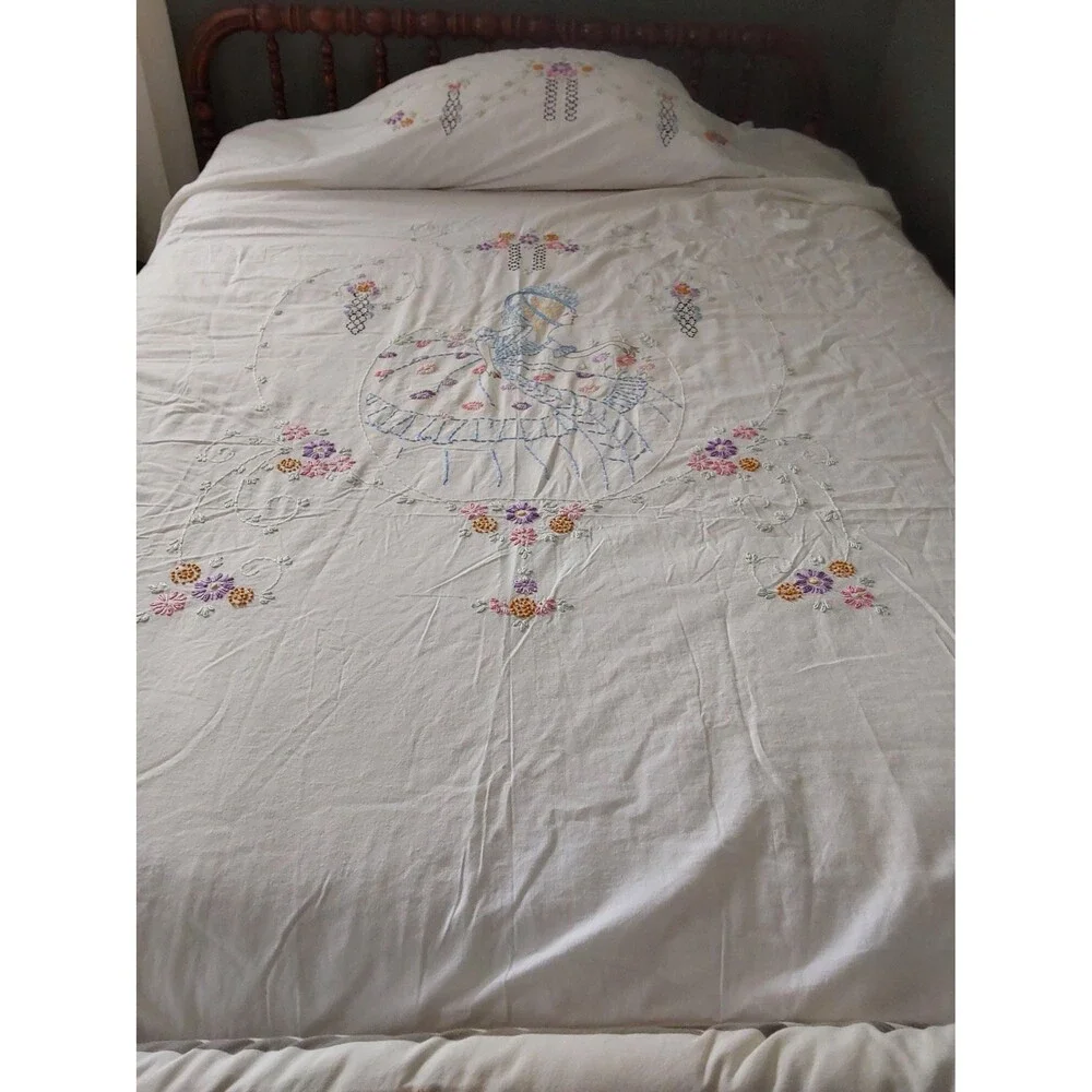 Vintage Bedspread/Throw Hand Embroidered